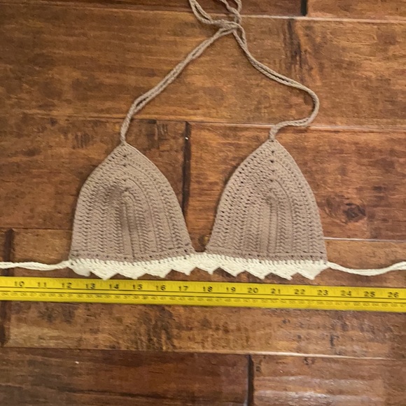 Crotchet bikini top - Picture 3 of 5